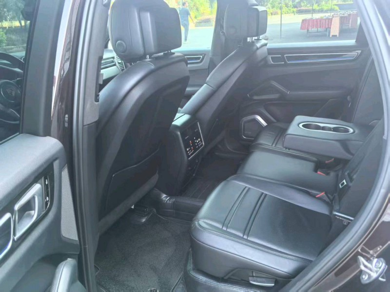 漳州19年保时捷卡宴5