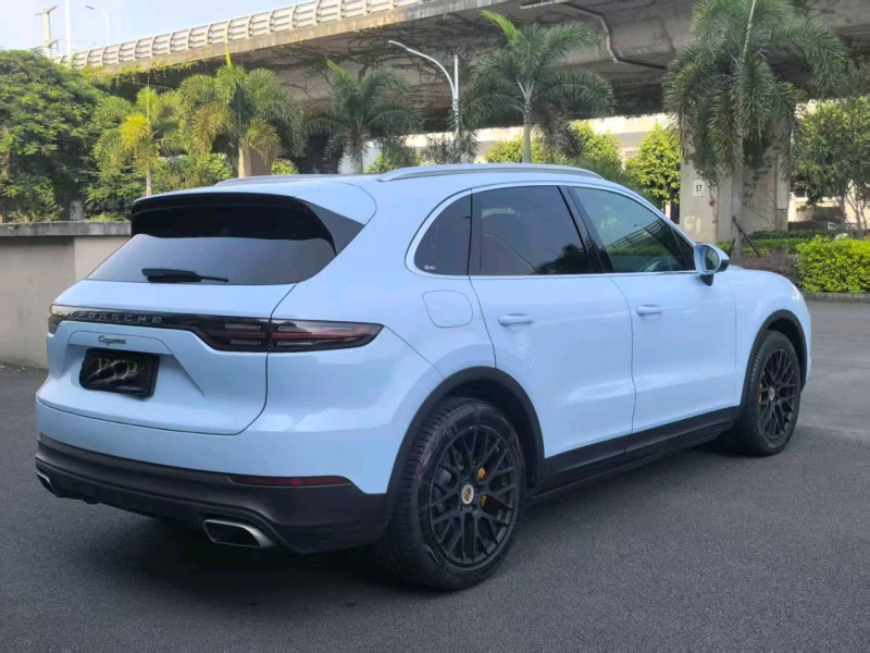 漳州19年保时捷卡宴8