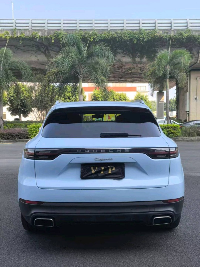 漳州19年保时捷卡宴9