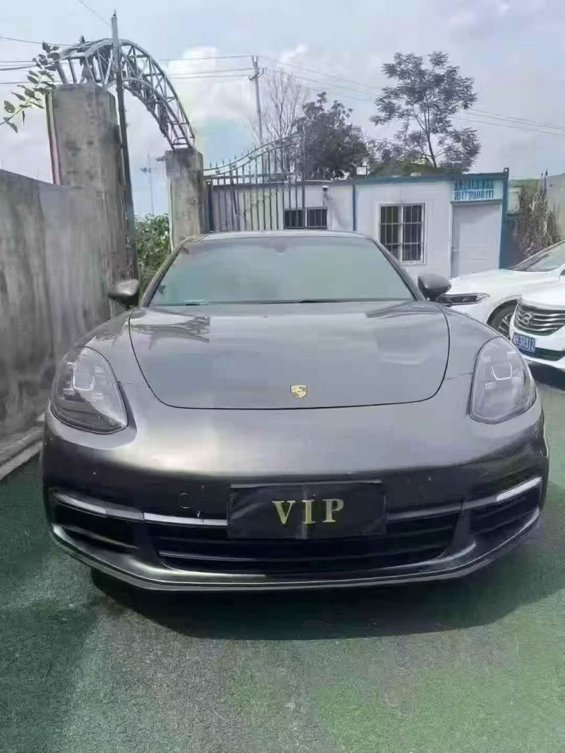 邵阳17年保时捷帕拉梅拉1