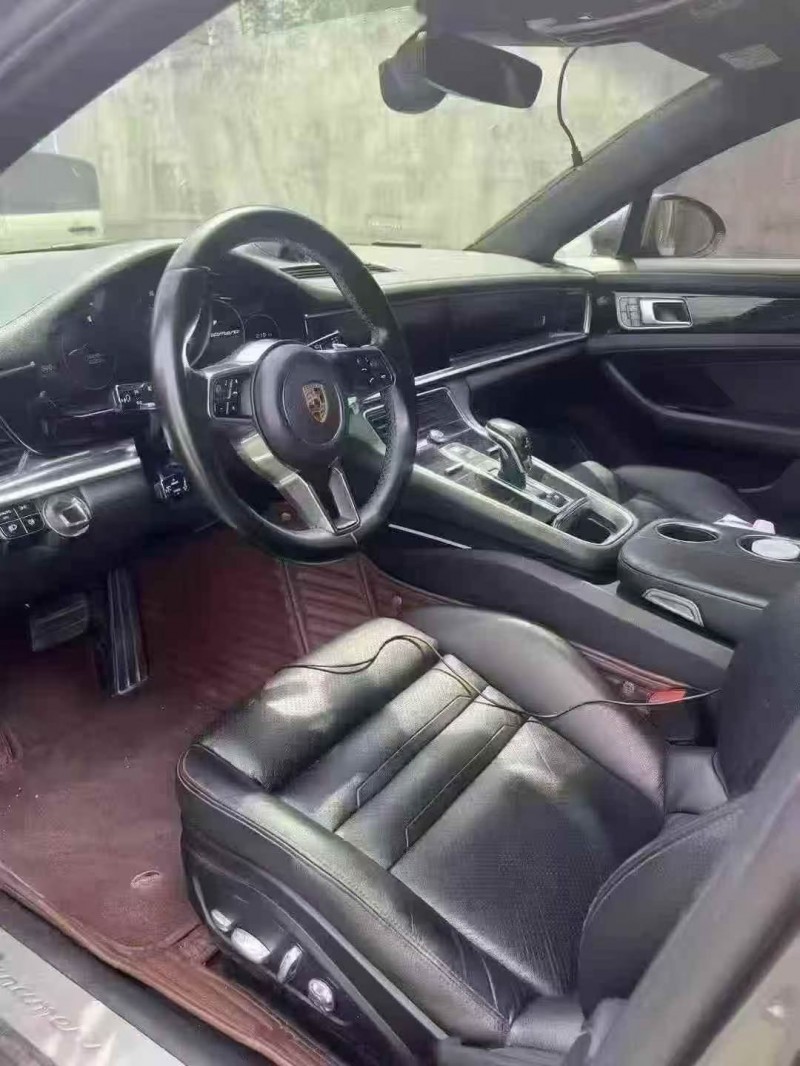 邵阳17年保时捷帕拉梅拉4