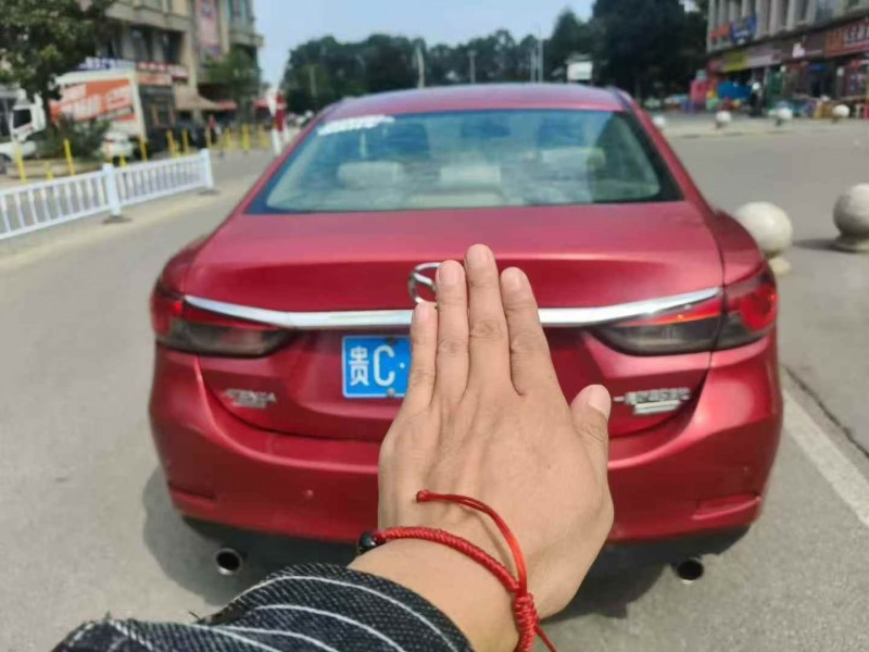 丽江15年马自达阿特兹8