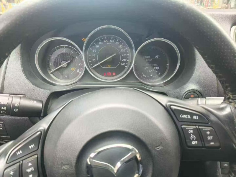 丽江15年马自达阿特兹9