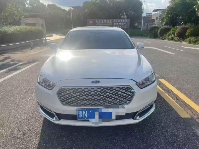 汕头17年福特金牛座1