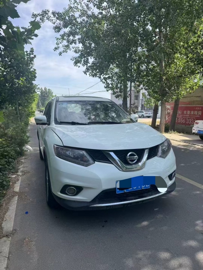 鹤壁15年日产奇骏2