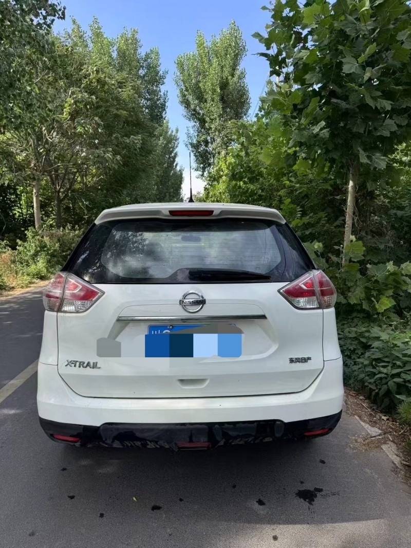 鹤壁15年日产奇骏6