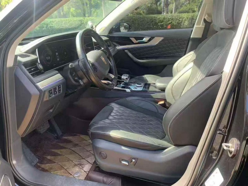 深圳20年红旗HS56