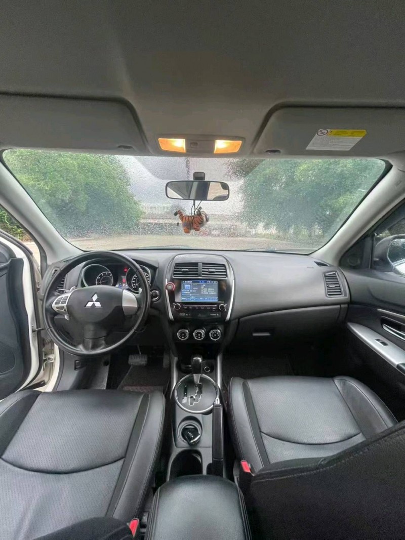 漳州13年三菱劲炫6