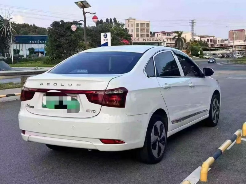 汕头22年东风风神8