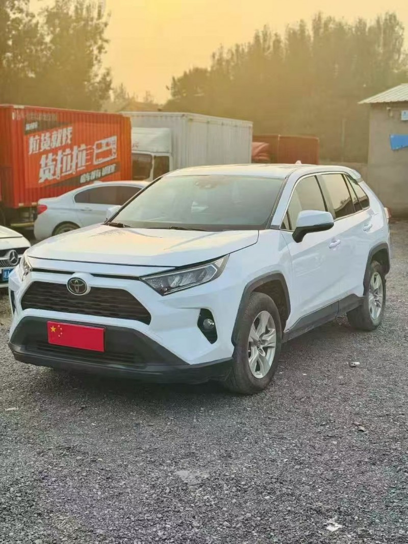 平顶山21年丰田RAV4荣放2