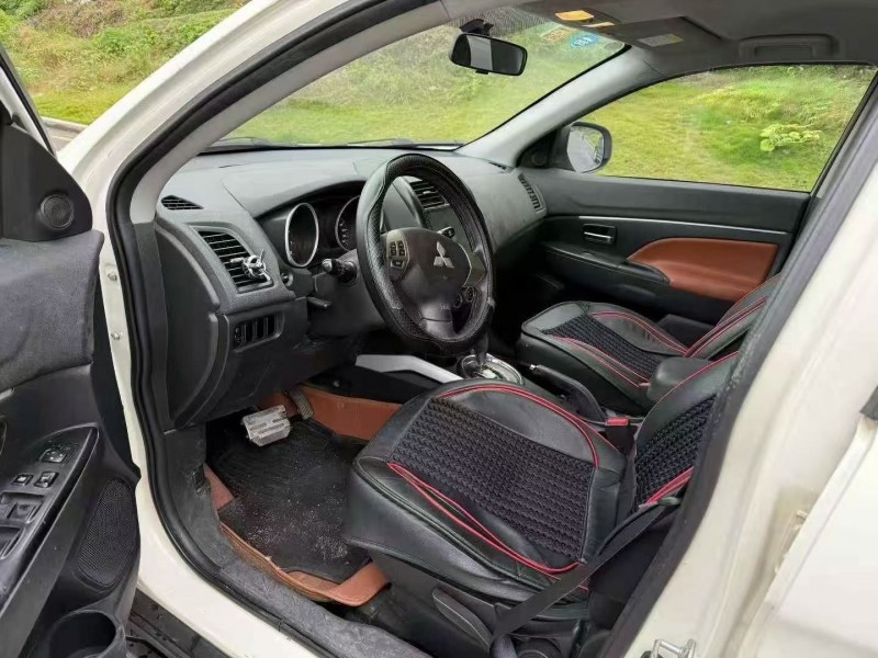 三明14年三菱劲炫4