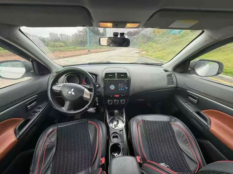 三明14年三菱劲炫5