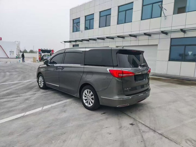 苏州18年别克GL87