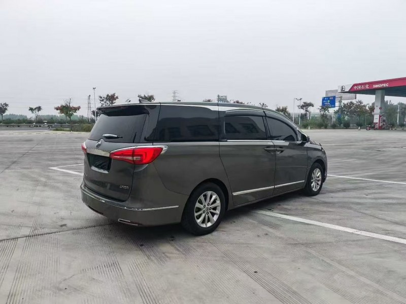 苏州18年别克GL88