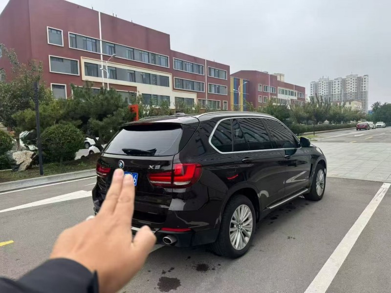 淄博17年宝马X57