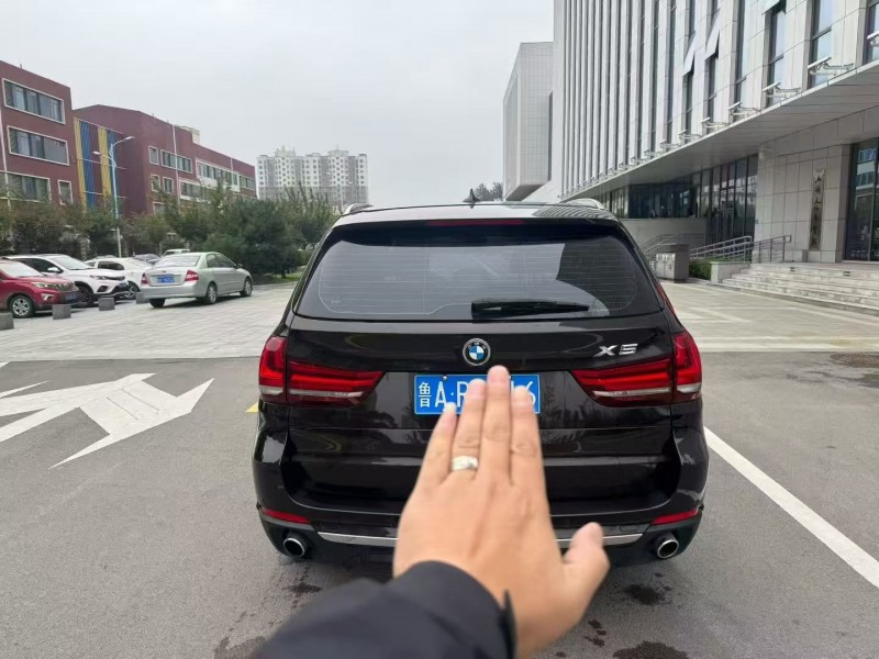 淄博17年宝马X59