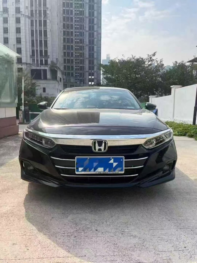 九江23年本田雅阁1