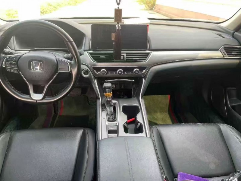 九江23年本田雅阁5