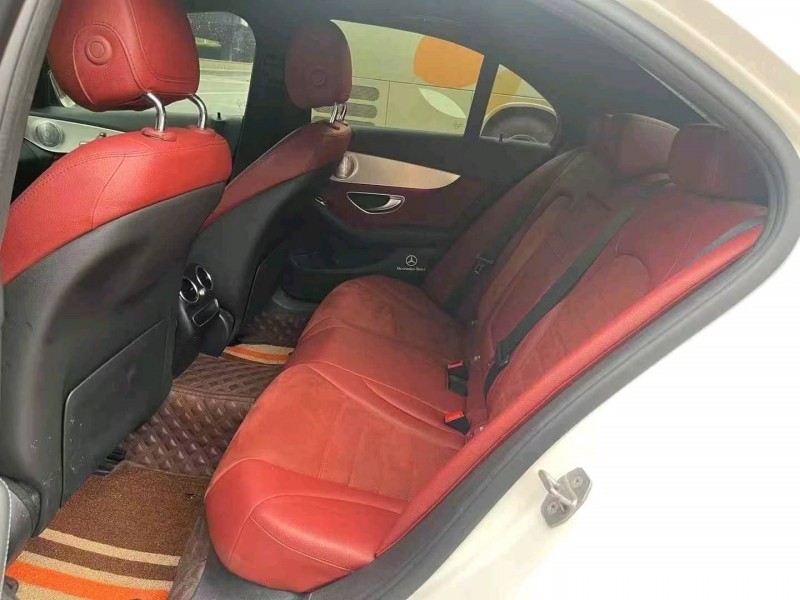 石家庄21年奔驰C8