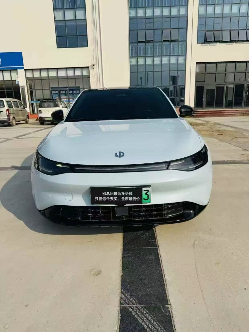 东营23年零跑汽车C011