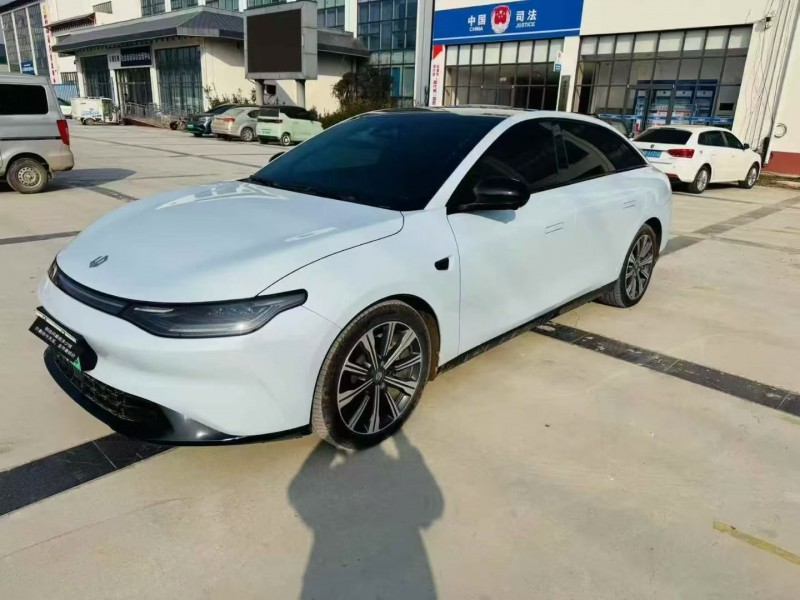 东营23年零跑汽车C012