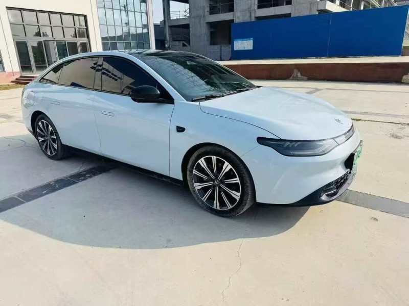 东营23年零跑汽车C013