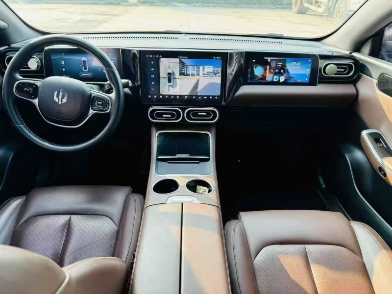 东营23年零跑汽车C015