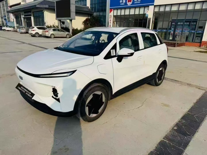 枣庄24年吉利几何2