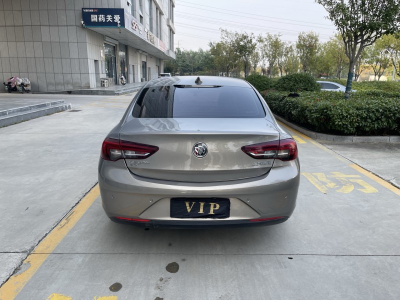 济南18年别克君威5