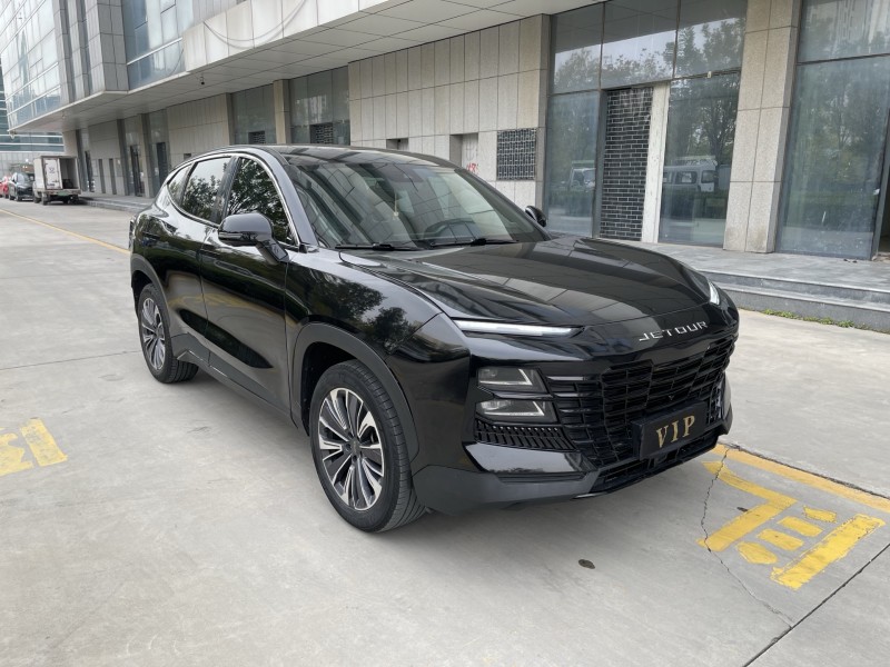 济宁22年奇瑞捷途3