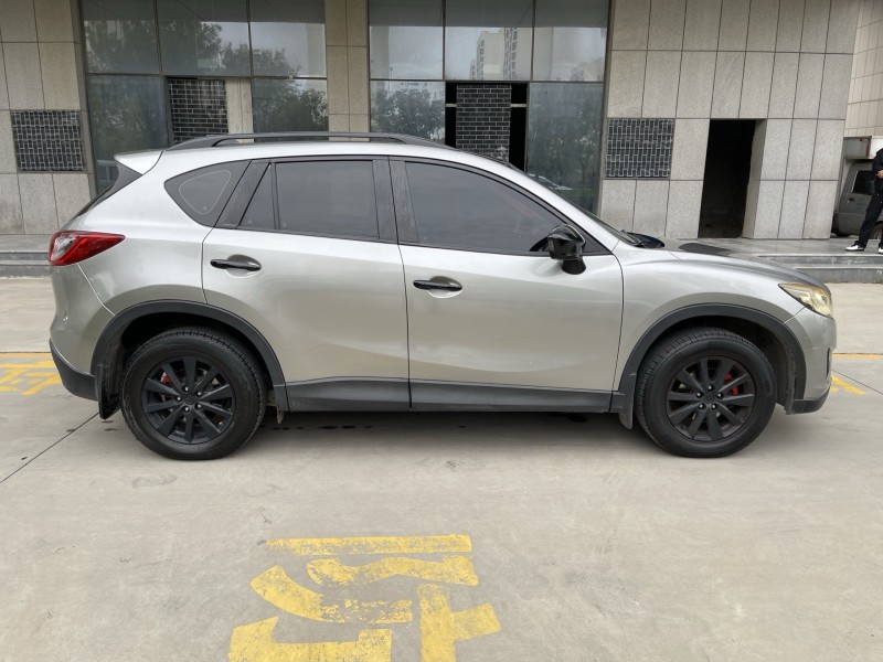 济宁14年马自达CX-57