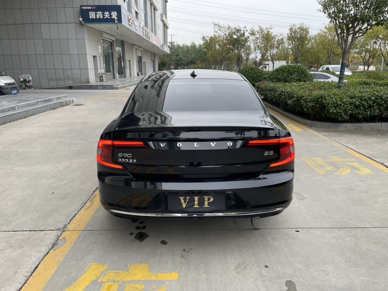 济宁21年沃尔沃S909