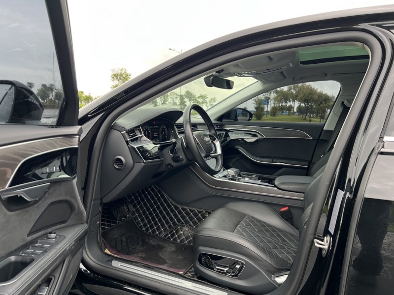 盐城23年奥迪A8L7