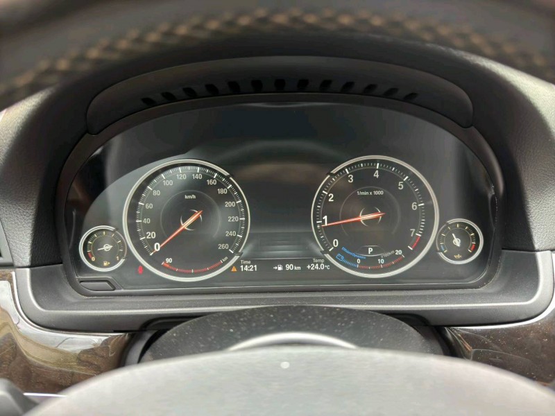 厦门17年宝马5系9