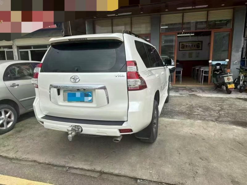 广州12年丰田普拉多6