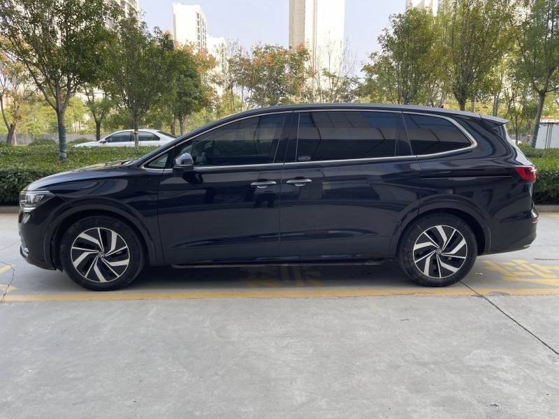 济宁21年大众威然8