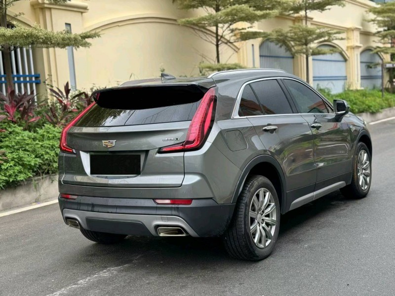 厦门19年凯迪拉克XT48