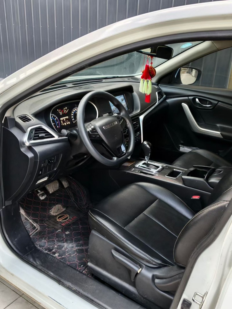 昭通19年启辰T904