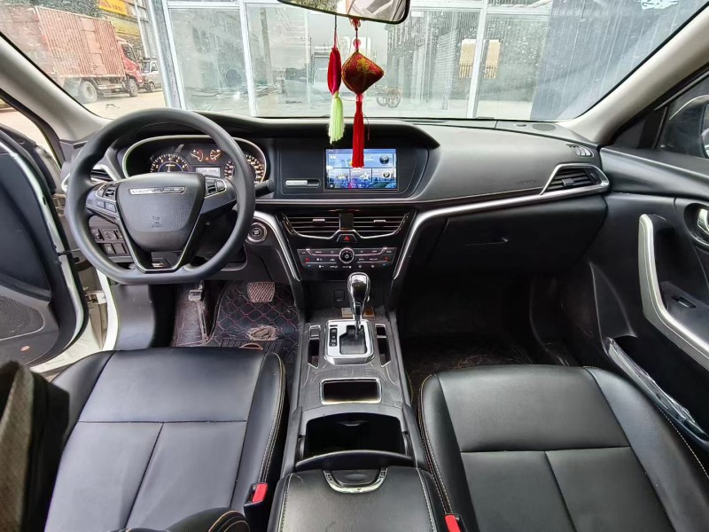 昭通19年启辰T909