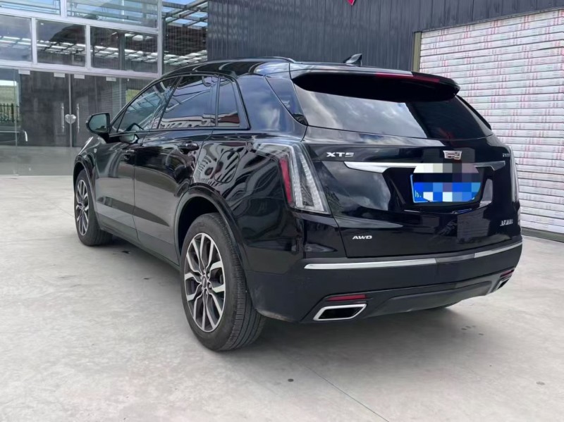 昭通22年凯迪拉克XT56