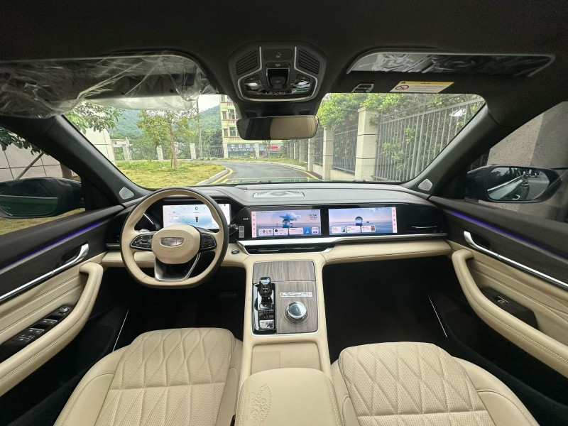 广州25年吉利星越5