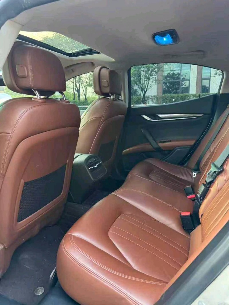 广州16年玛莎拉蒂Ghibli5