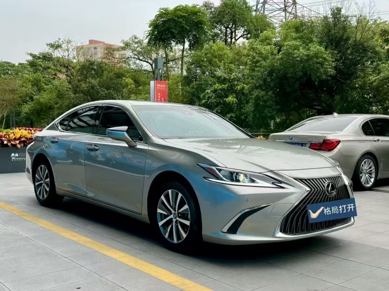 广州21年雷克萨斯ES2