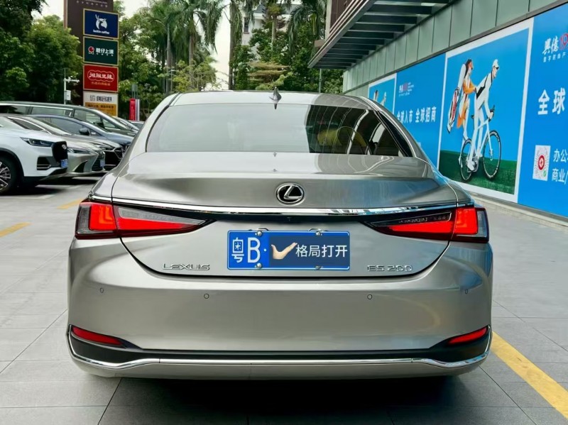 广州21年雷克萨斯ES9