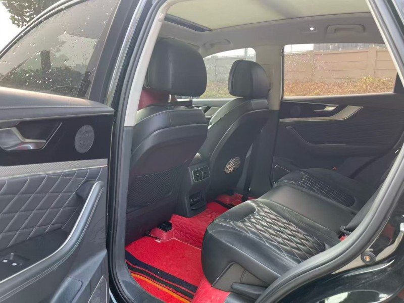 郑州20年红旗HS57