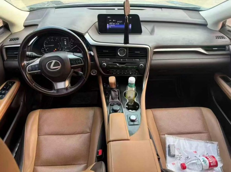 郑州17年雷克萨斯RX6