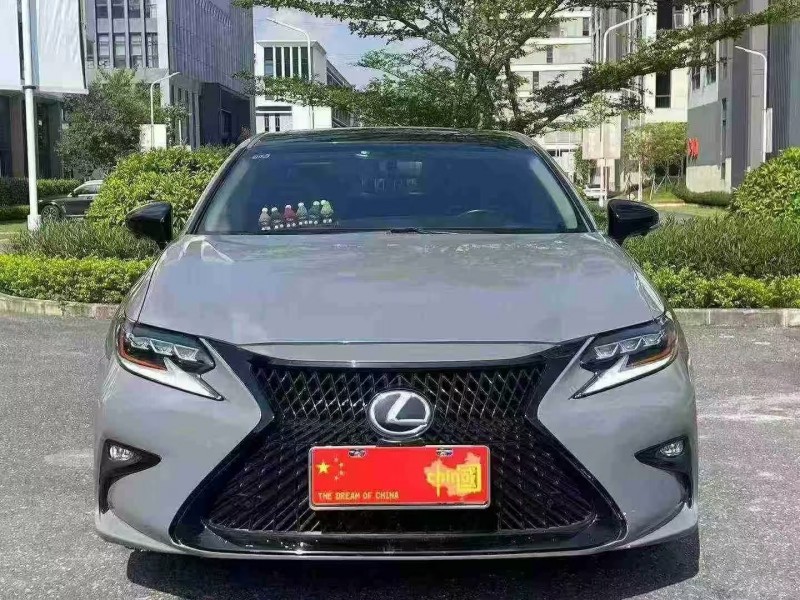 广州18年雷克萨斯ES1