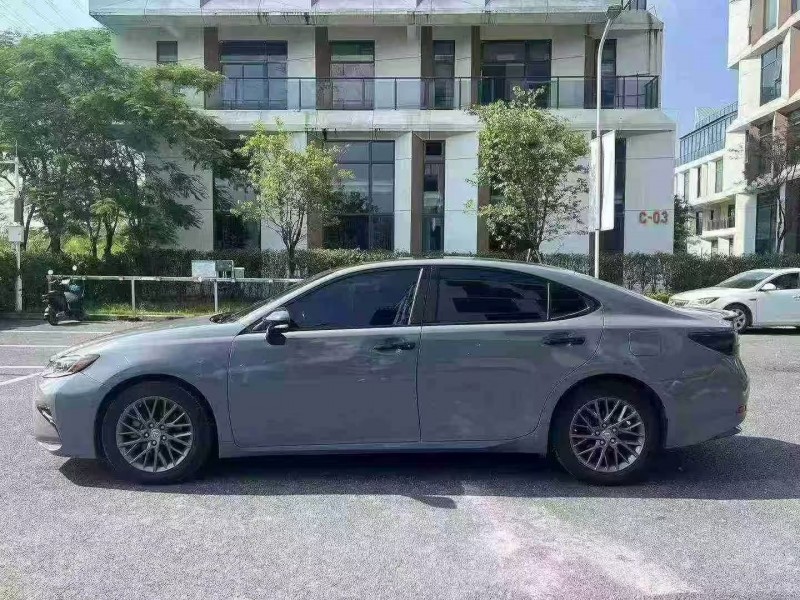 广州18年雷克萨斯ES5