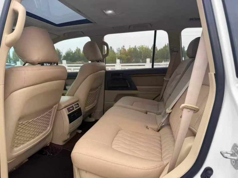 郑州18年丰田兰德酷路泽6