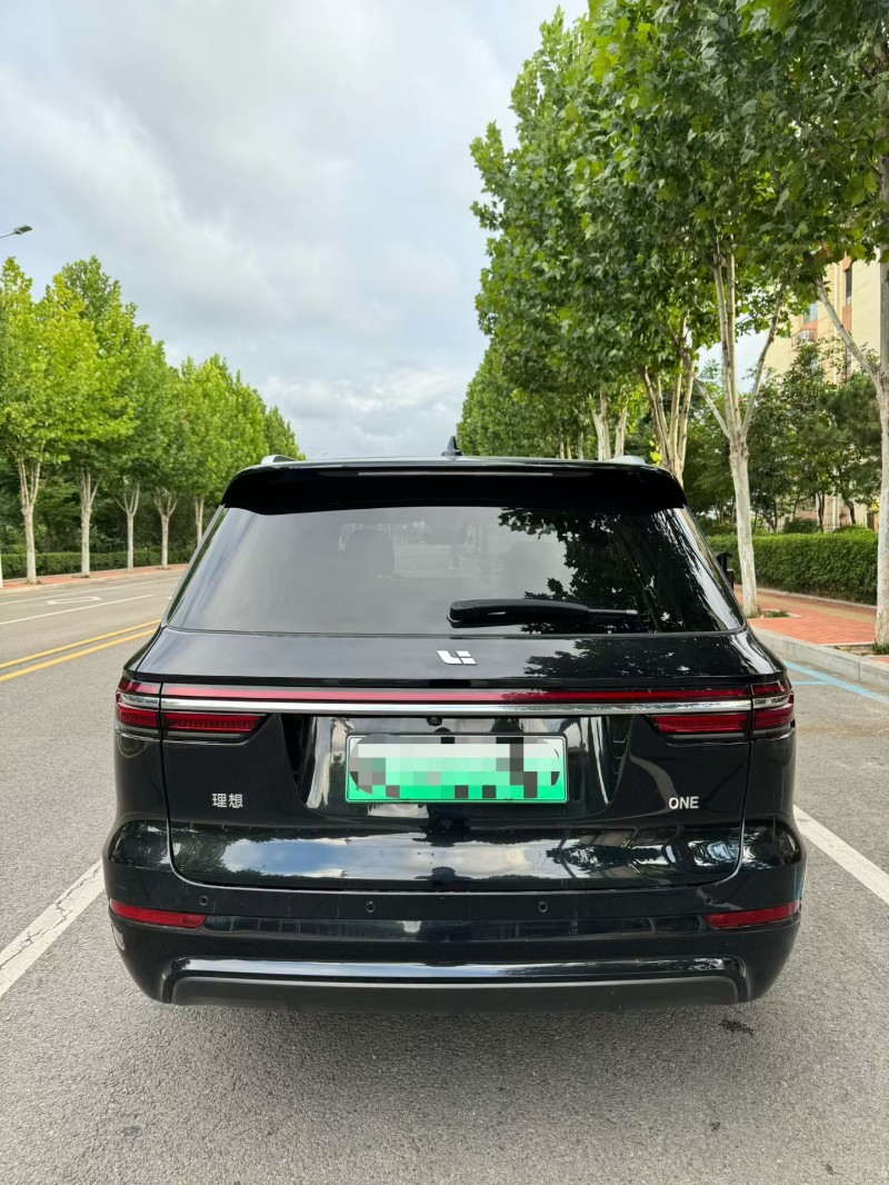 青岛20年理想理想ONE9
